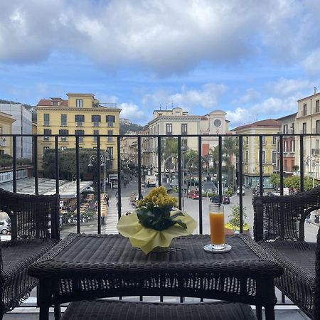 مبيت وإفطار Ambasciata Sorrento Relais المظهر الخارجي الصورة
