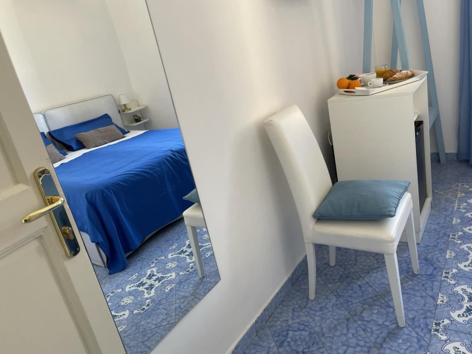 مبيت وإفطار Ambasciata Sorrento Relais المظهر الخارجي الصورة
