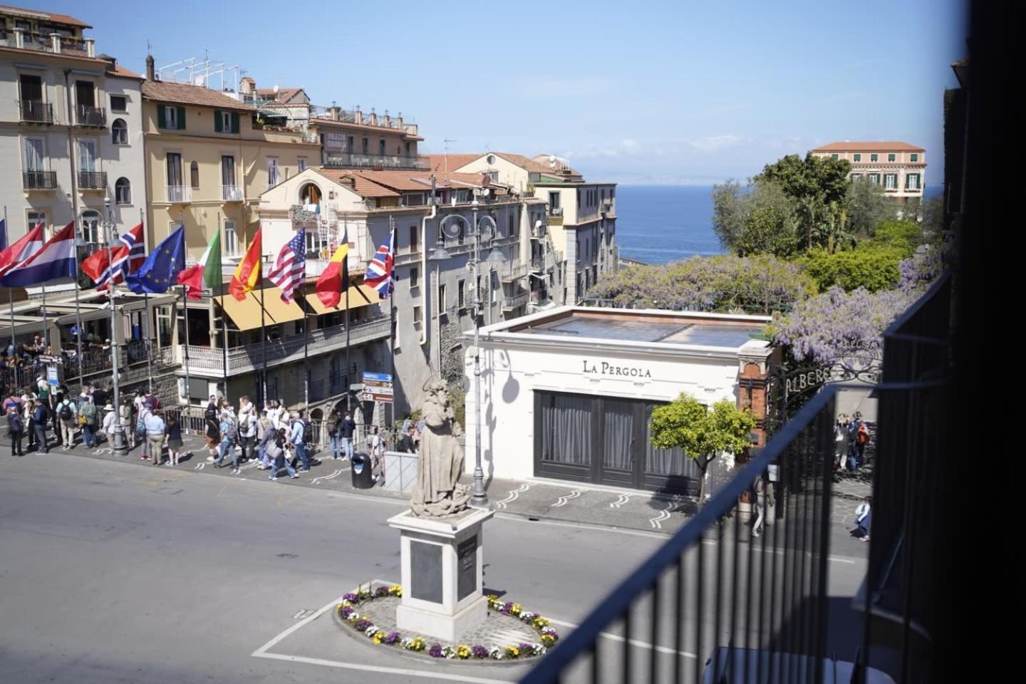 مبيت وإفطار Ambasciata Sorrento Relais المظهر الخارجي الصورة