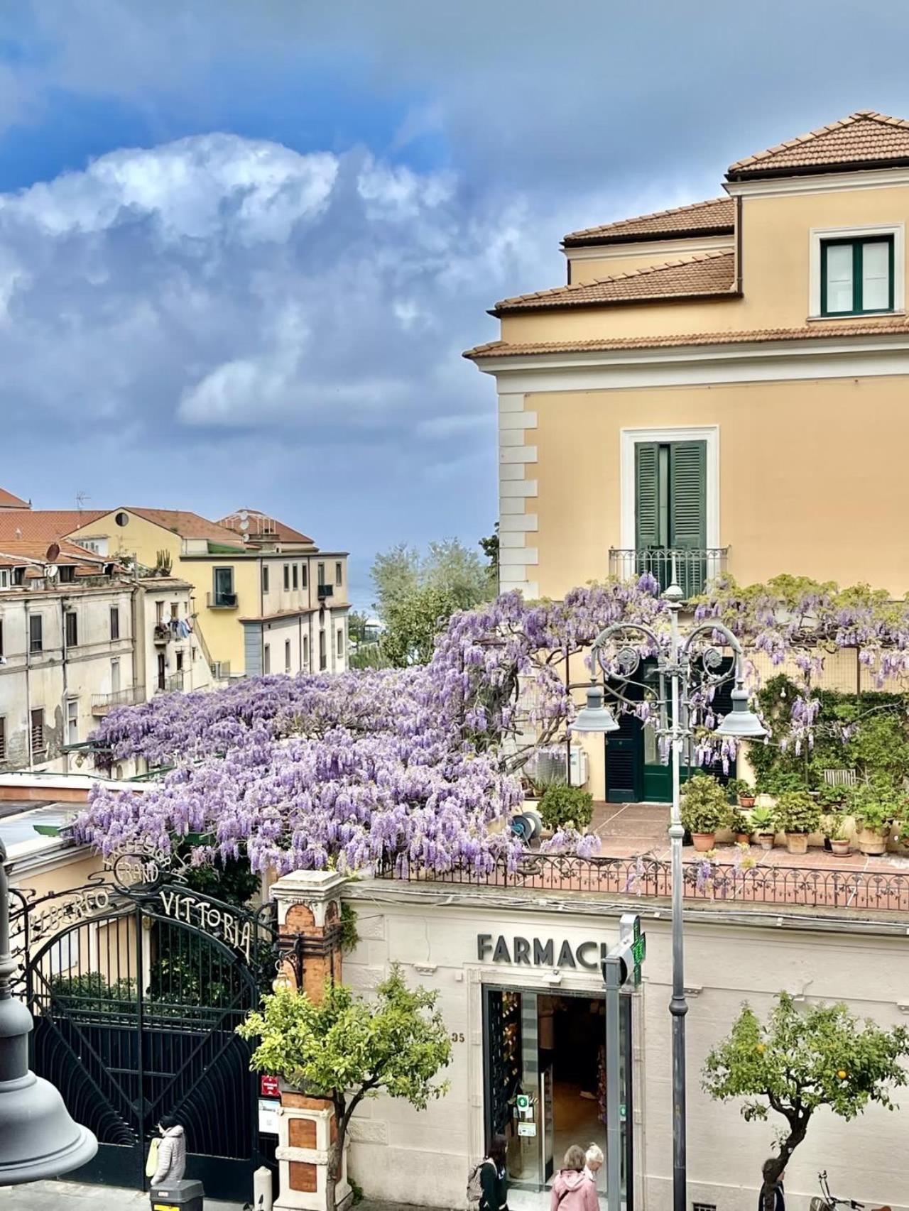 مبيت وإفطار Ambasciata Sorrento Relais المظهر الخارجي الصورة
