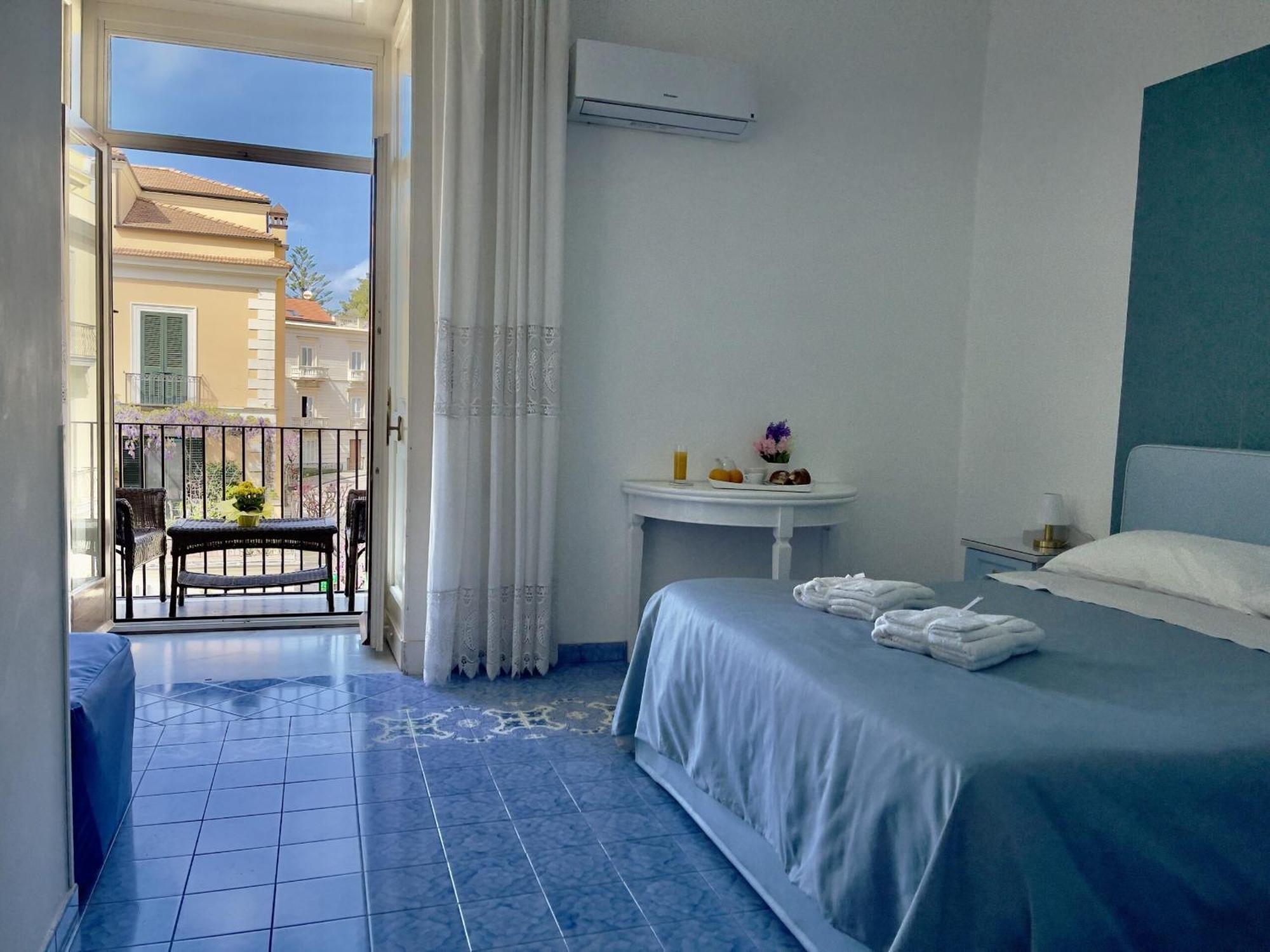 مبيت وإفطار Ambasciata Sorrento Relais المظهر الخارجي الصورة