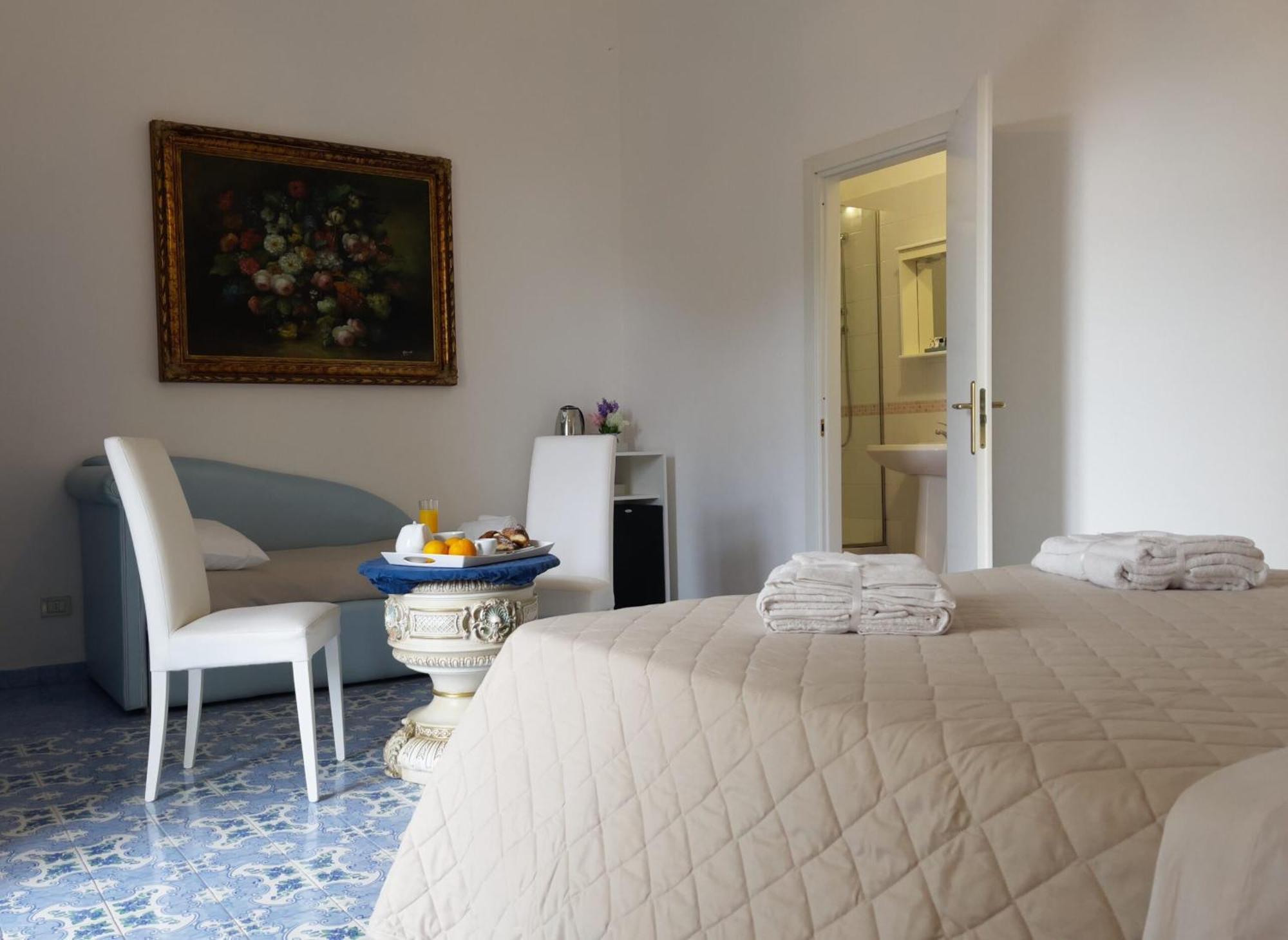 مبيت وإفطار Ambasciata Sorrento Relais المظهر الخارجي الصورة