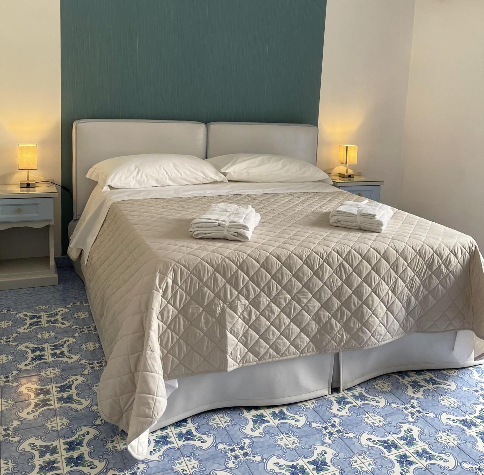 مبيت وإفطار Ambasciata Sorrento Relais المظهر الخارجي الصورة