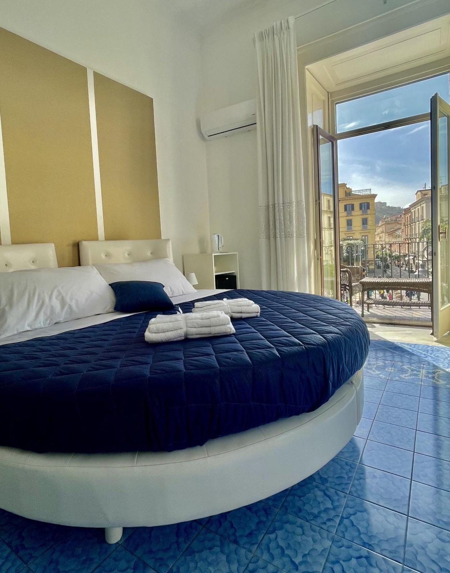 مبيت وإفطار Ambasciata Sorrento Relais المظهر الخارجي الصورة